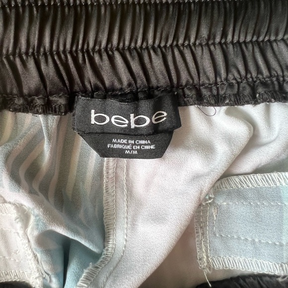 EUC Womens BeBe colorful bright floral long pants size medium - Picture 11 of 12